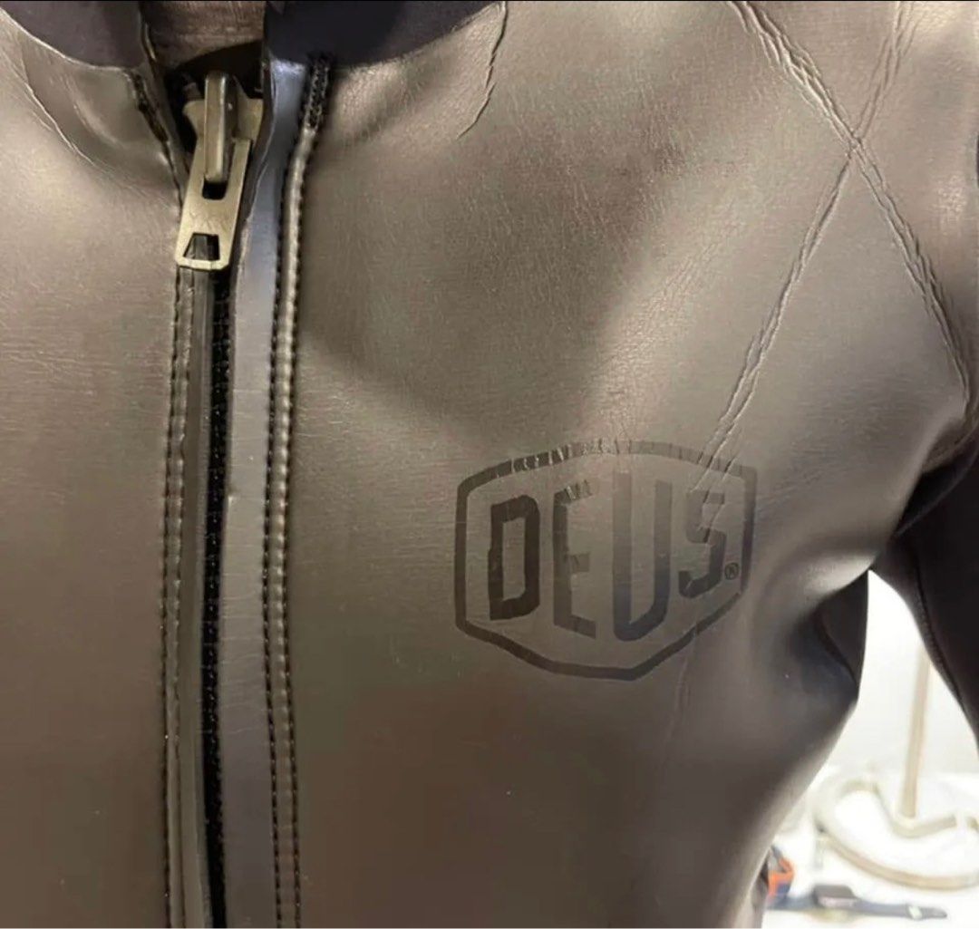 Deus wetsuit sale jacket