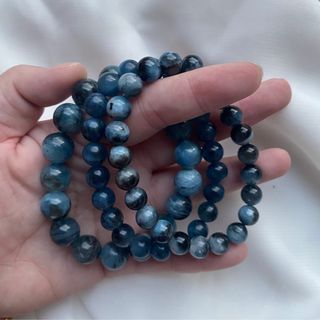 (Category: ) located in . Submitted by aquafairy.gems (Listing ID 1216231558, Image 1). Description: .