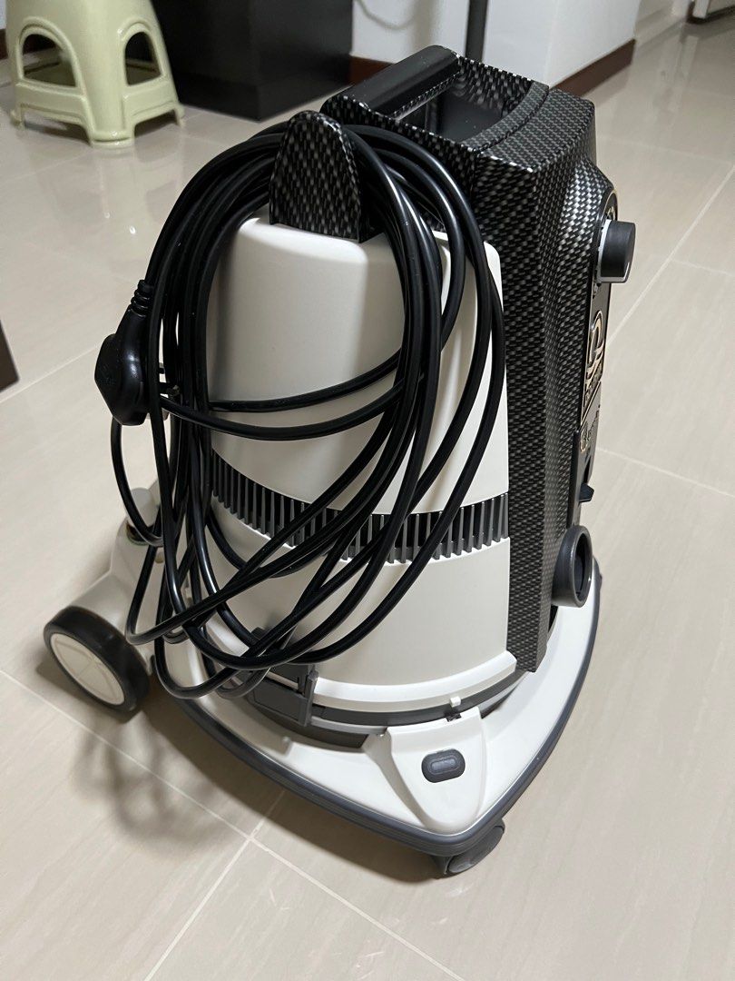 Dolphin Vacuum Cleaner German Technology, TV & Home Appliances