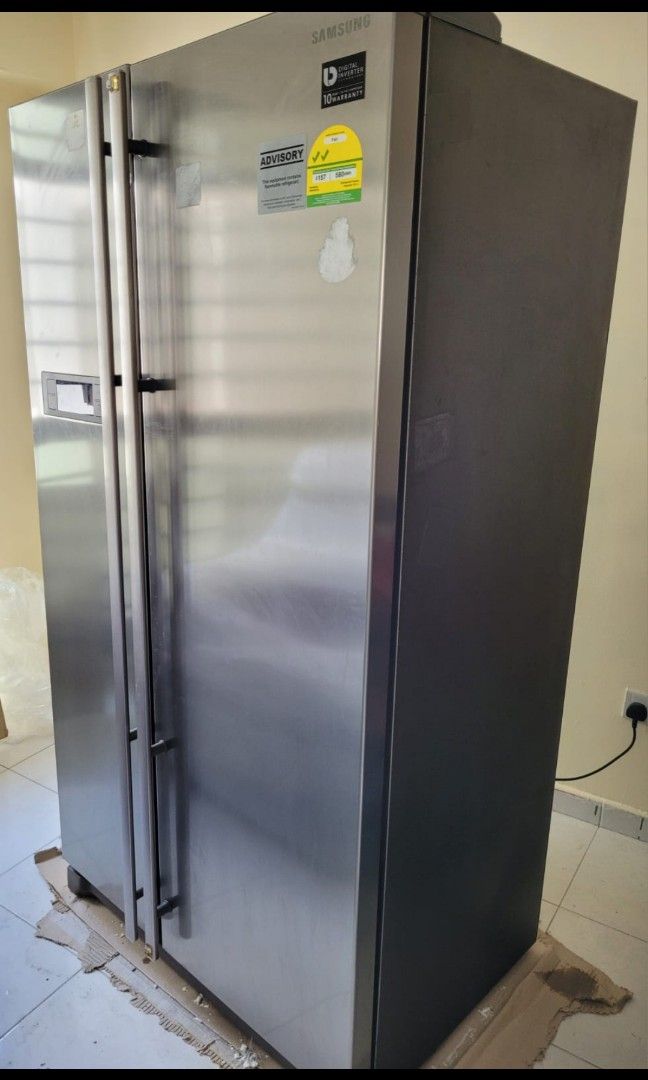 Double door fridge, in Good and Fair condition 400, TV & Home