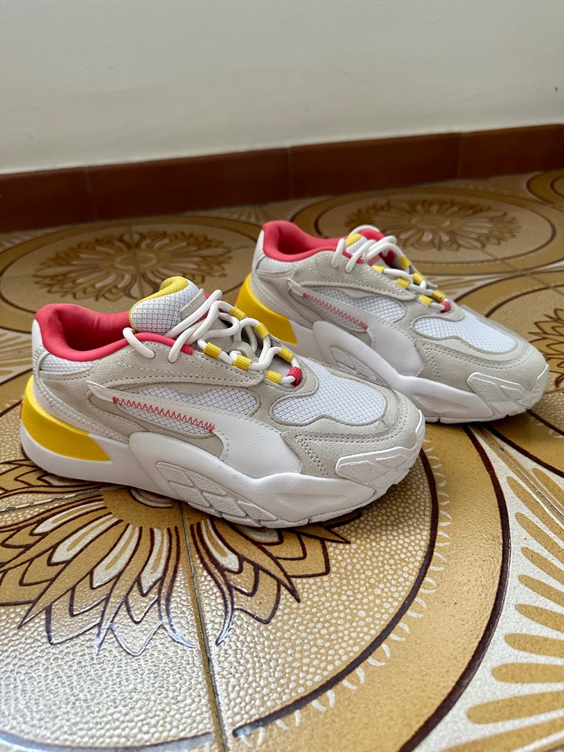 White gold and pink pumas online