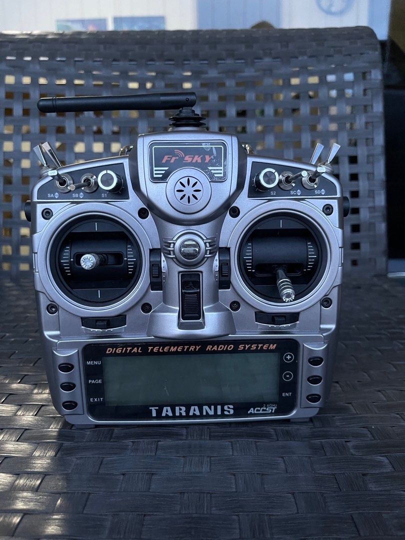 FRSKY Taranis X9D Controller