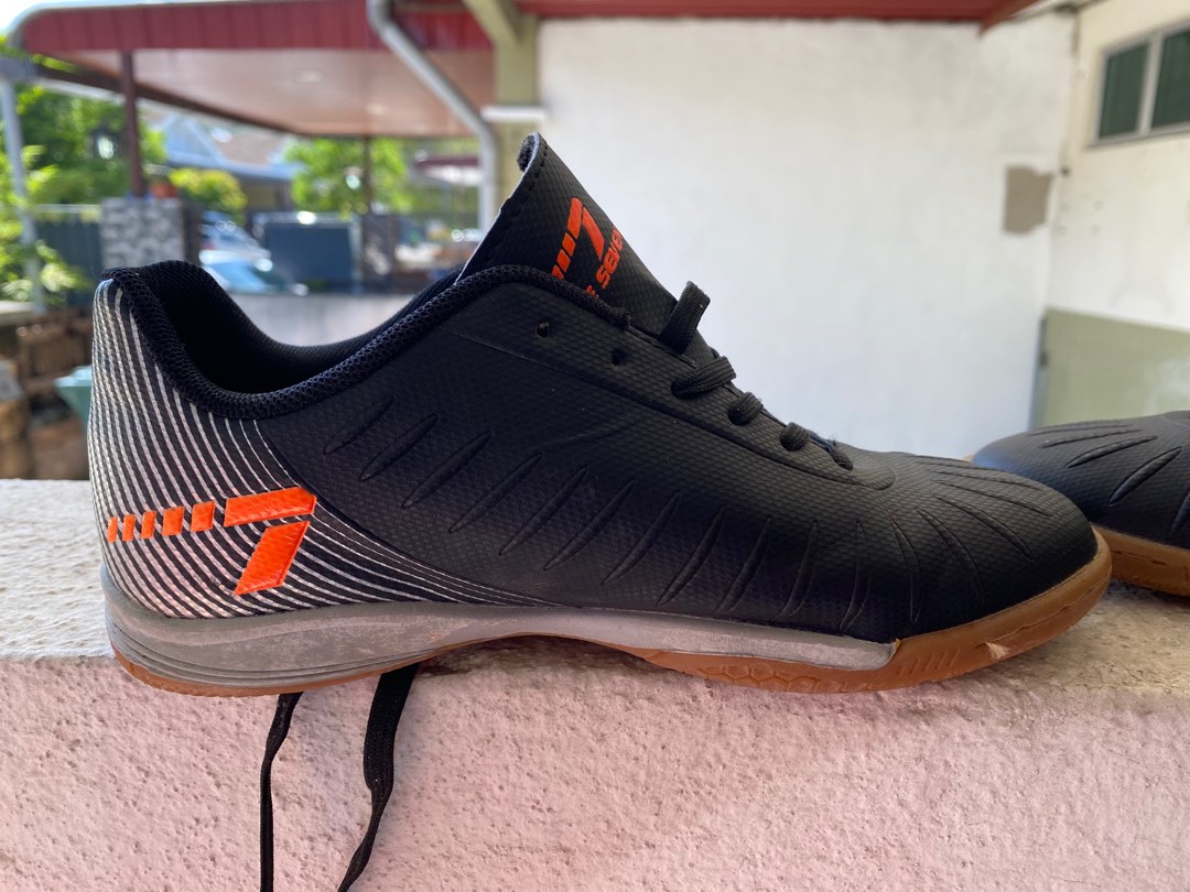 Futsal shoes shop 2019