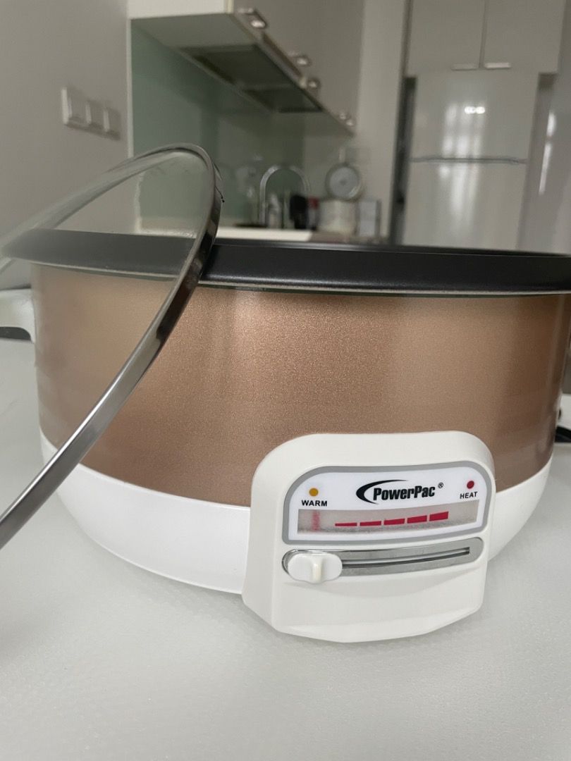 Gently Used (1 MONTH ONLY) Hot Pot Appliance, TV & Home Appliances