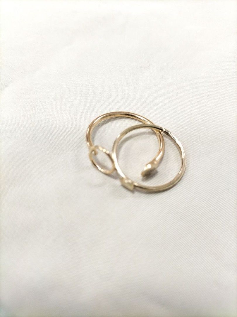 Gold ring gift hot sale