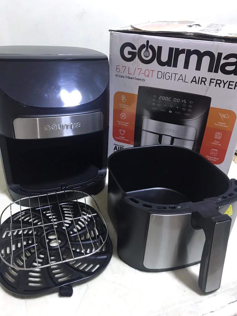 Gourmia 7-Qt Digital Air Fryer NEW DAMAGED BOX