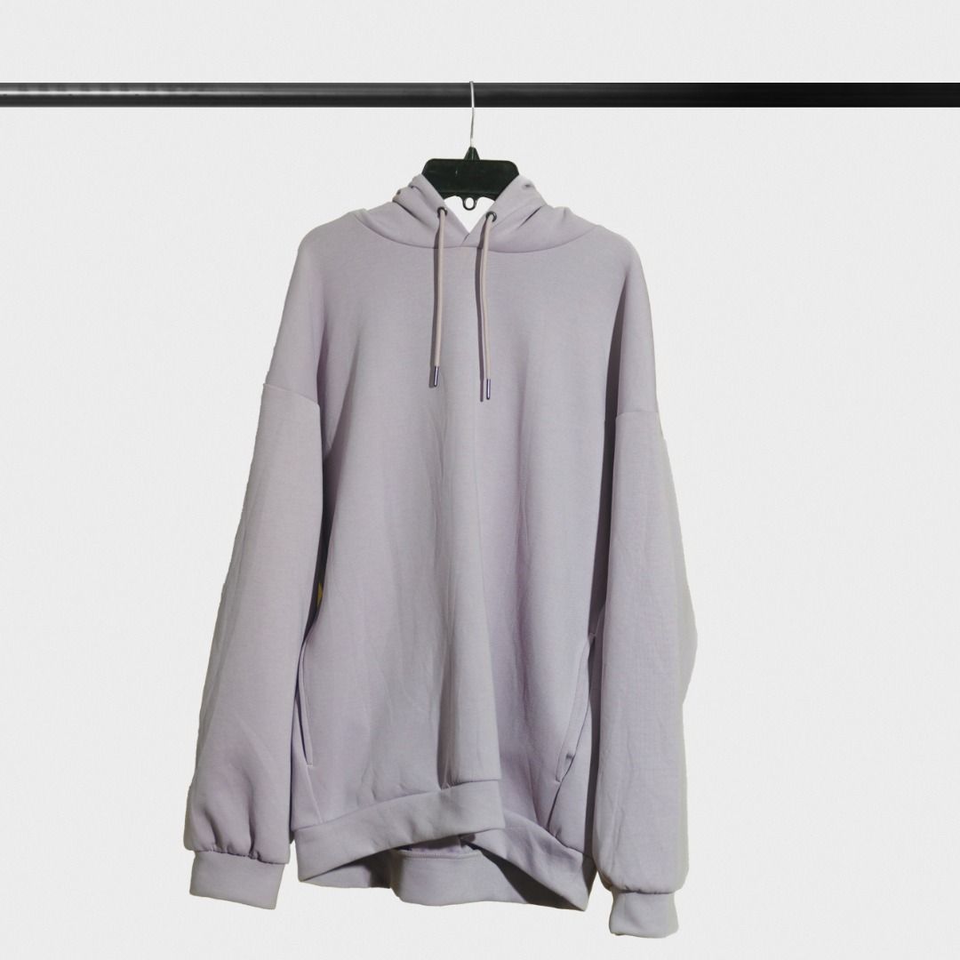 GU Oversized Hoodie Light Purple (Category: Coats, Jackets and Outerwear) located in Paranaque City. Submitted by Spareless (Listing ID 1229538485, Image 1). Description: Beautiful Oversized Hoodie. Essentials / Fear of God Vibe from GU x UNIQLO. With 2 side pockets. Width: 23 in. Length: 28 in. Pockets: 2 Condition: 9/10 Issue: N/A Notes from the seller: color accuracy may vary Manage your expectations as these products are either secondhand or 
