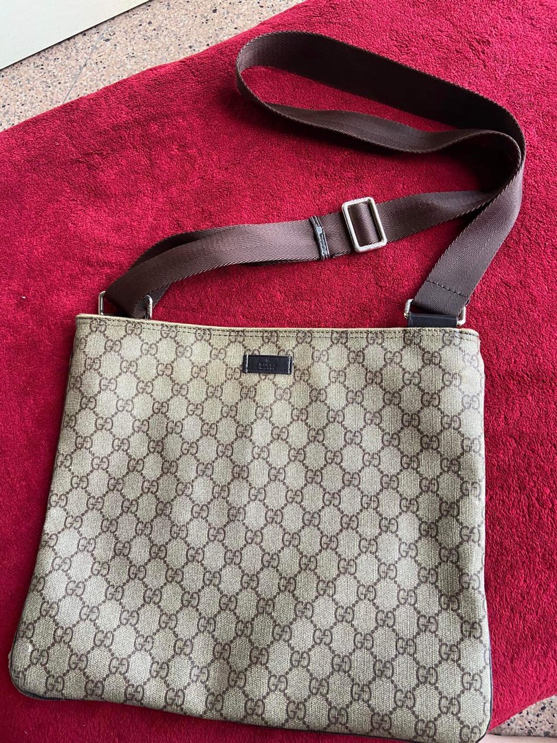 Gucci sling / body bag, Men's Fashion, Bags, Sling Bags on Carousell