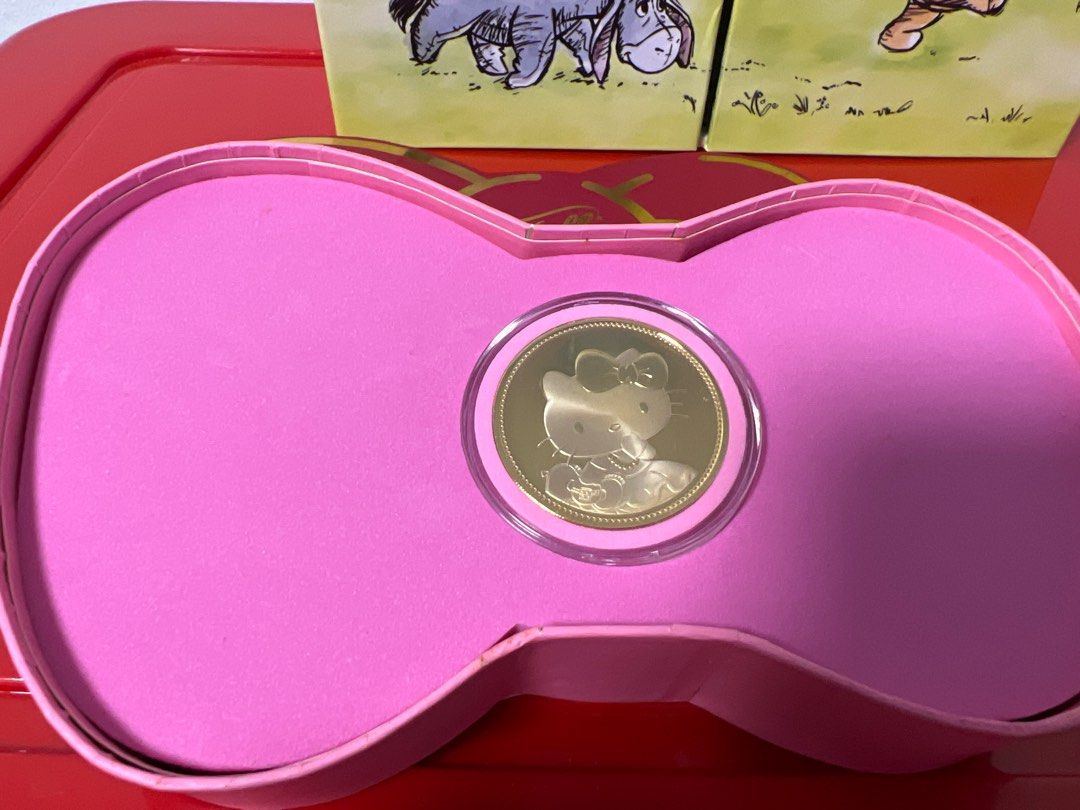 Hello kitty collectable coin, Hobbies & Toys, Memorabilia ...