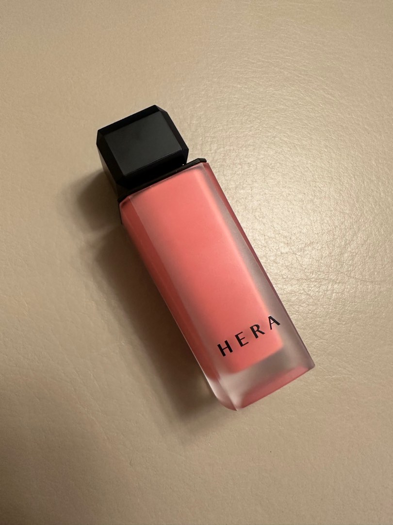 HERA SENSUAL POWDER MATTE LIQUID blackpink jennie’s pick, 美容&化妝品, 健康及美容