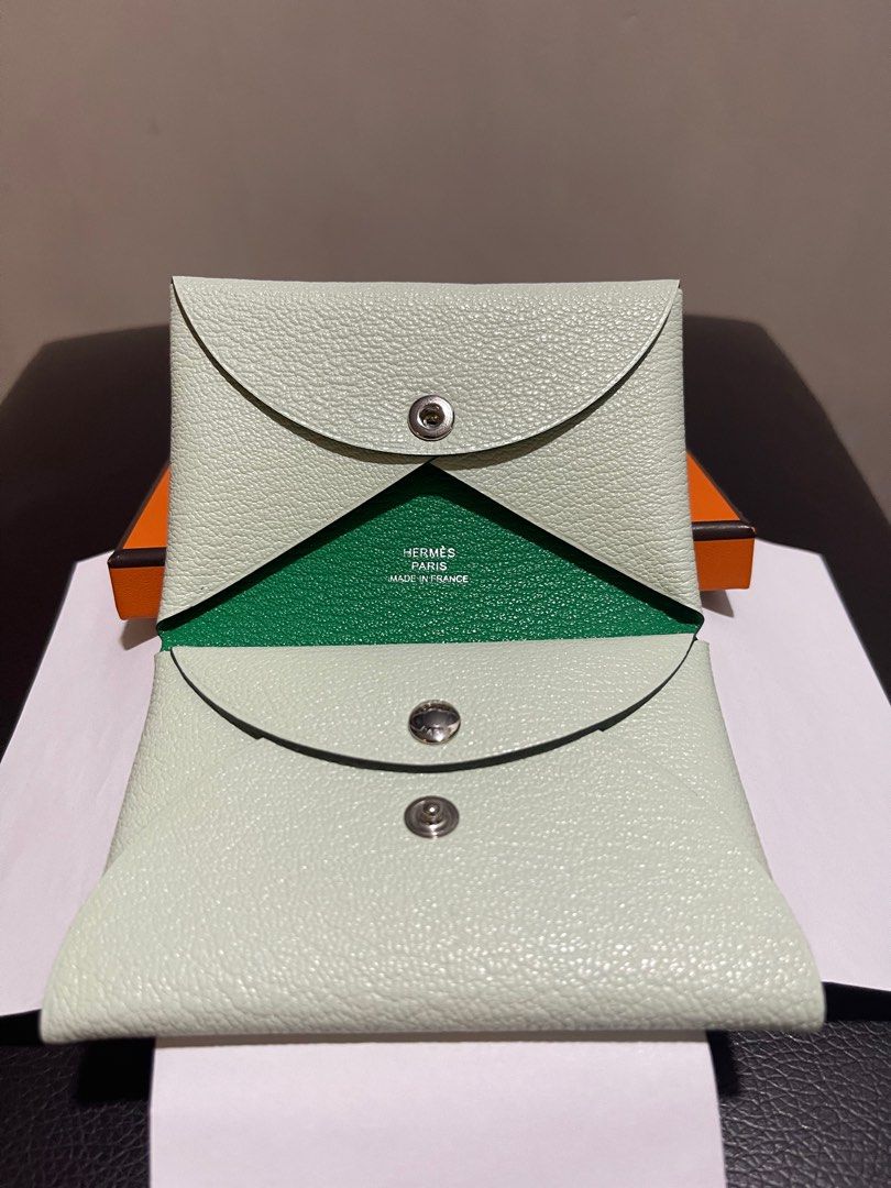 BNIB Hermes Calvi Duo Compact Card Holder Wallet Evercolor Vert
