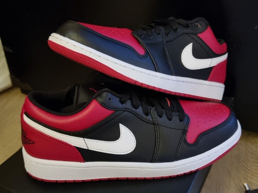 Jordan 1 low breds white swoosh, Men's Fashion, Footwear, Sneakers on