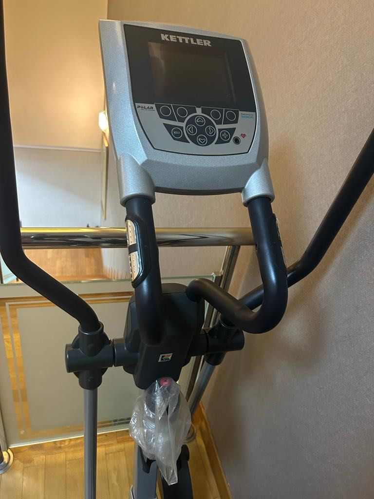 Kettler Elliptical Machine, Sports Equipment, Exercise & Fitness