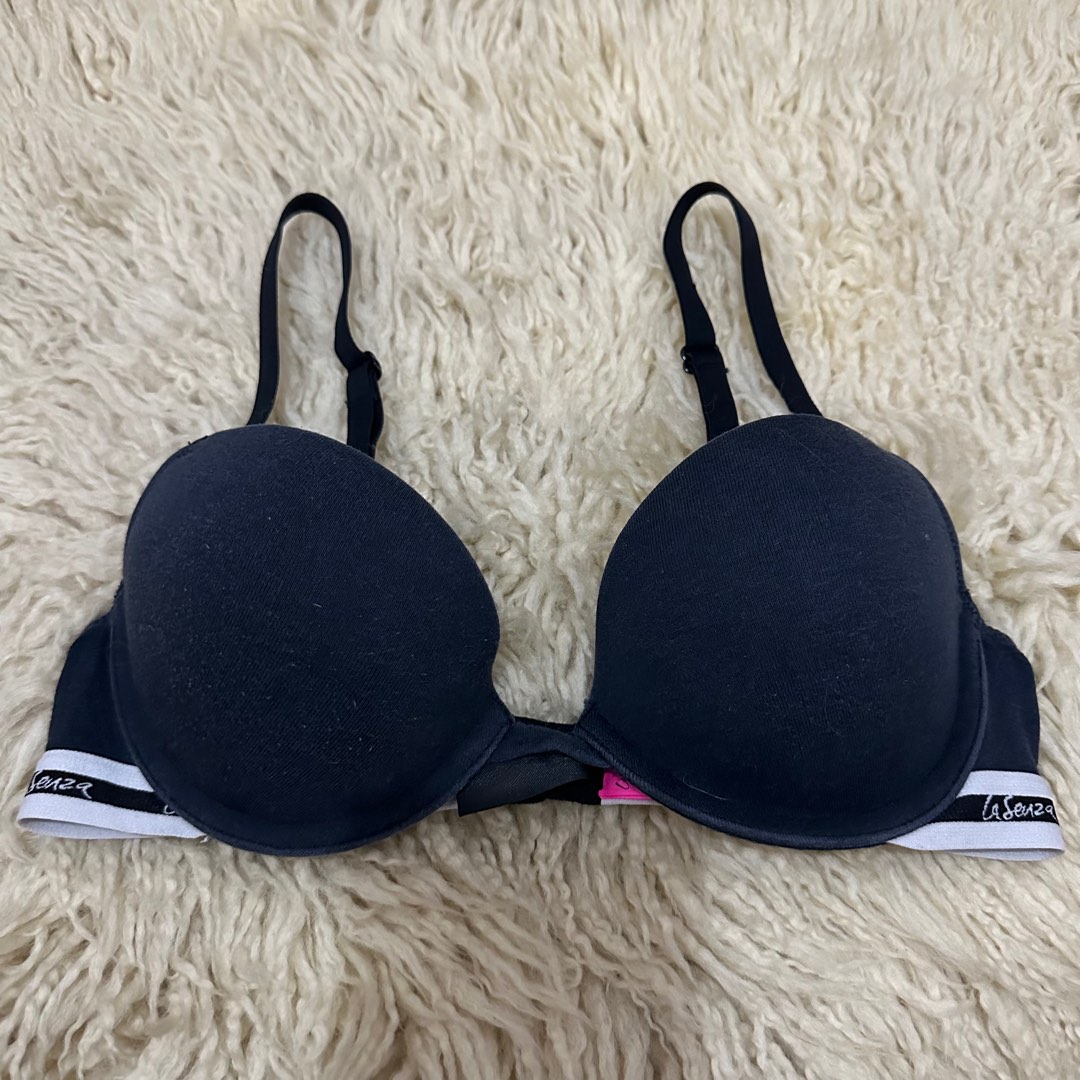 Black Bra 34A on tag Sister Size: 32B Thin Pads | Underwire Adjustable  strap | multi-way Back closure Php150 All items are from US Bale.