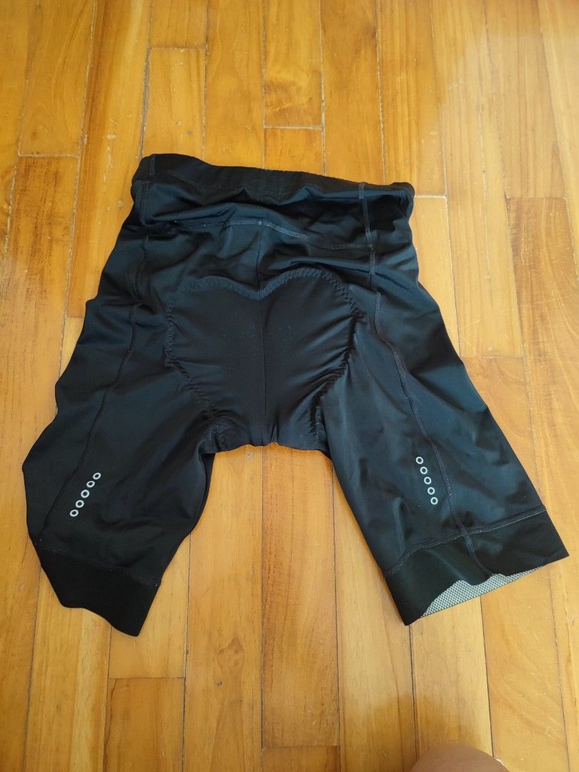 Lambda Cycling Shorts (Category: Activewear) located in Singapore. Submitted by natoforsale (Listing ID 1229564685, Image 2). Description: Lightly used Lambda cycling shorts size XL suitable for 173 to 178cm 70 to 80kg. Nice padding, great for zwifting. #monton.