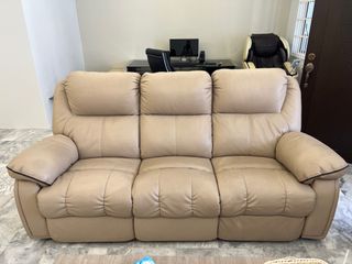 (Category: ) located in . Submitted by tanwinhan (Listing ID 1229538035, Image 1). Description: .