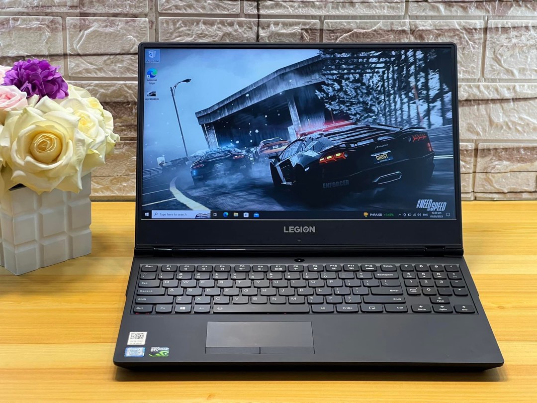 Lenovo Legion Y7000 81FW Core i7 8th Gen 16GB RAM 512GB SSD + 1