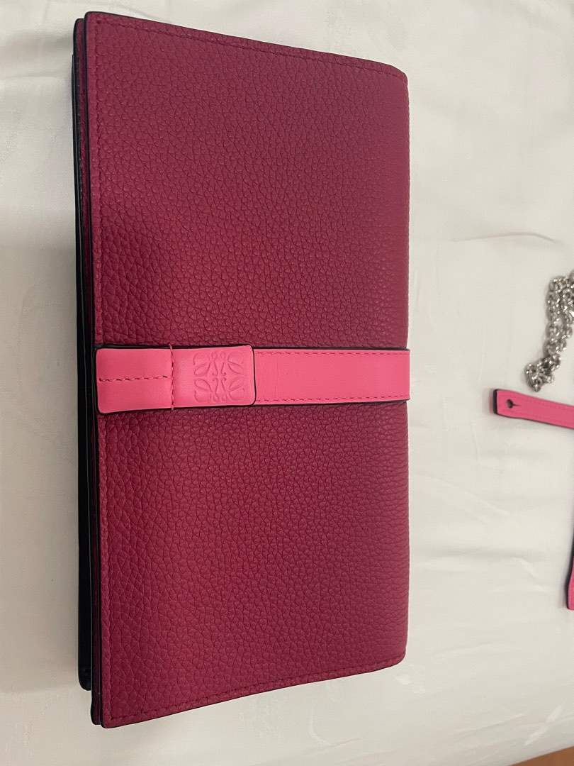 Loewe wallet on chain Luxury Bags Wallets on Carousell