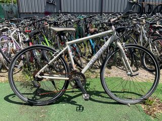 Garneau store hrs 8