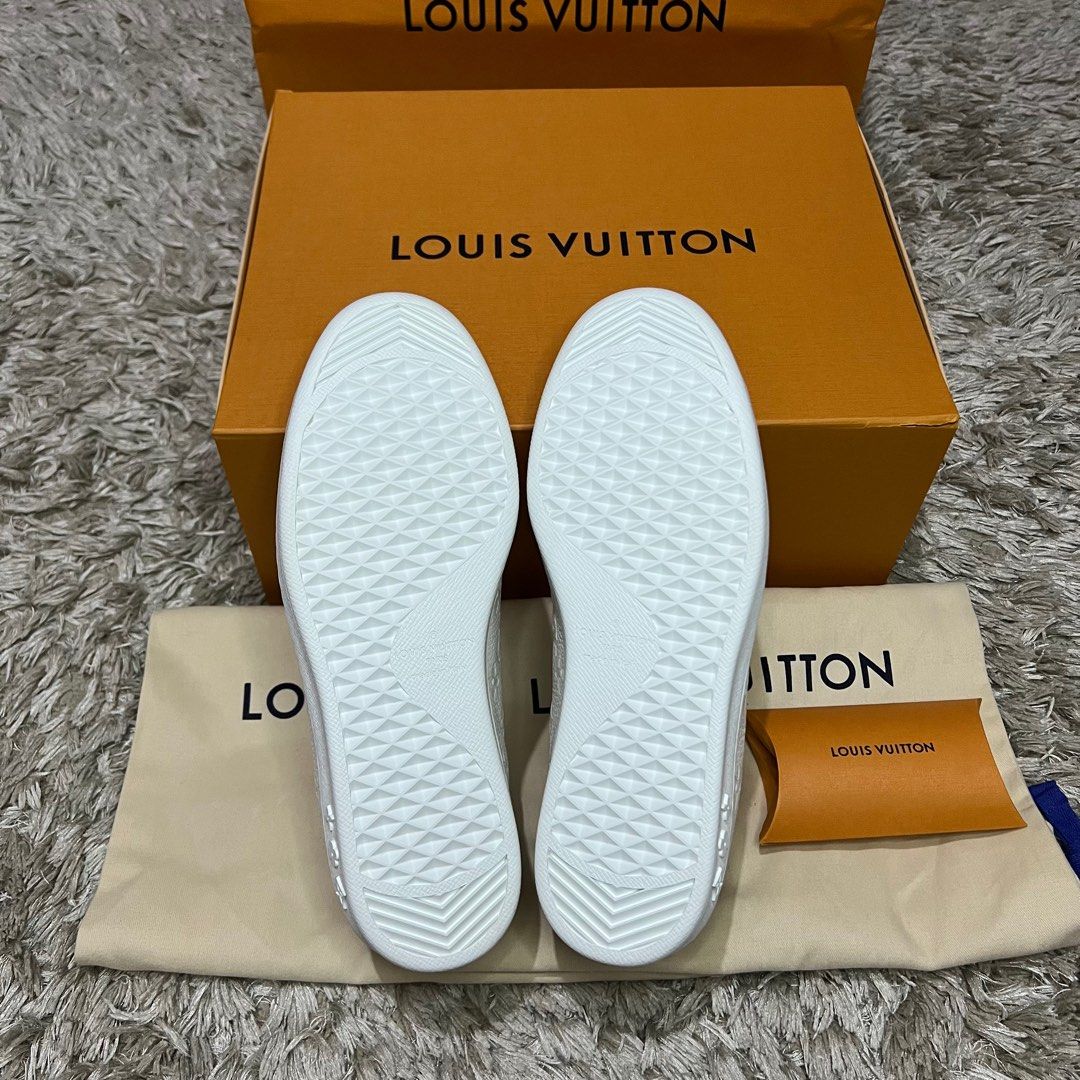 Louis Vuitton X Prism Shadow Sneakers, Fesyen Pria, Sepatu , Sneakers di  Carousell