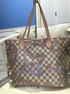 Louis Vuitton LV Neverful Neverfull MM PM GM Pink Interior Men's  Women'sTote/Shoulder/Pouch/Handcarry/Travel/Laptop/Diaper/Weekend Bags,  Luxury, Bags & Wallets on Carousell