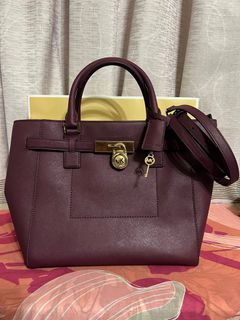 (Category: ) located in . Submitted by 5isGoods (Listing ID 1229642487, Image 1). Description: .