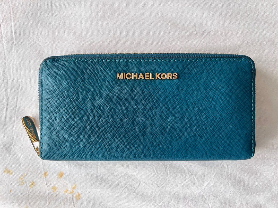 Michael kors on sale turquoise wallet