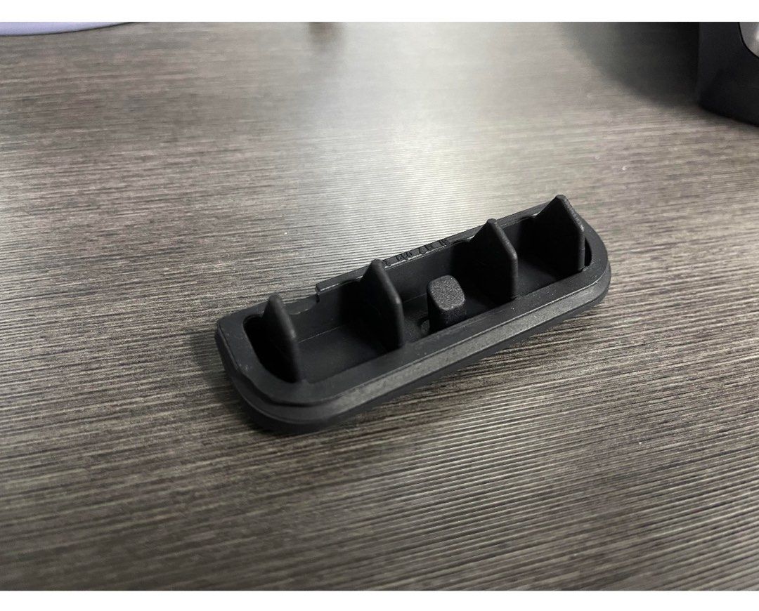 Mini Cooper R56 rear boot switch button rubber replacement kit., Car