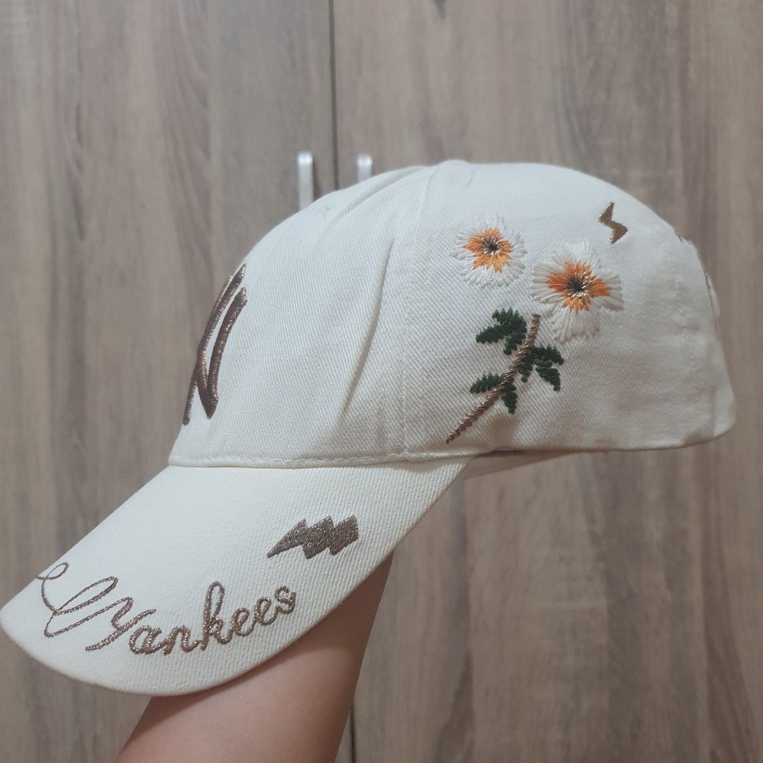 MLB x EXO Chanyeol Cap Men s Fashion Watches Accessories Caps Hats on Carousell
