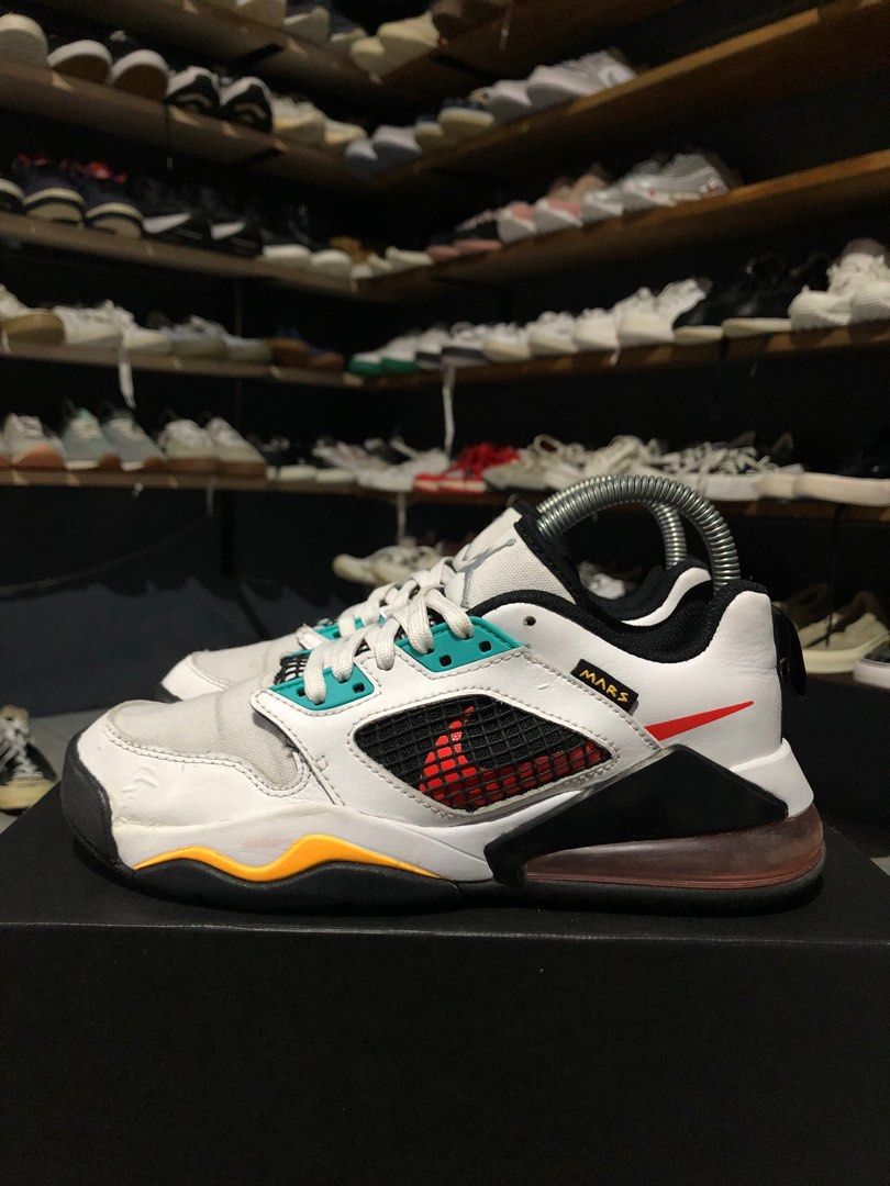 nike mars price