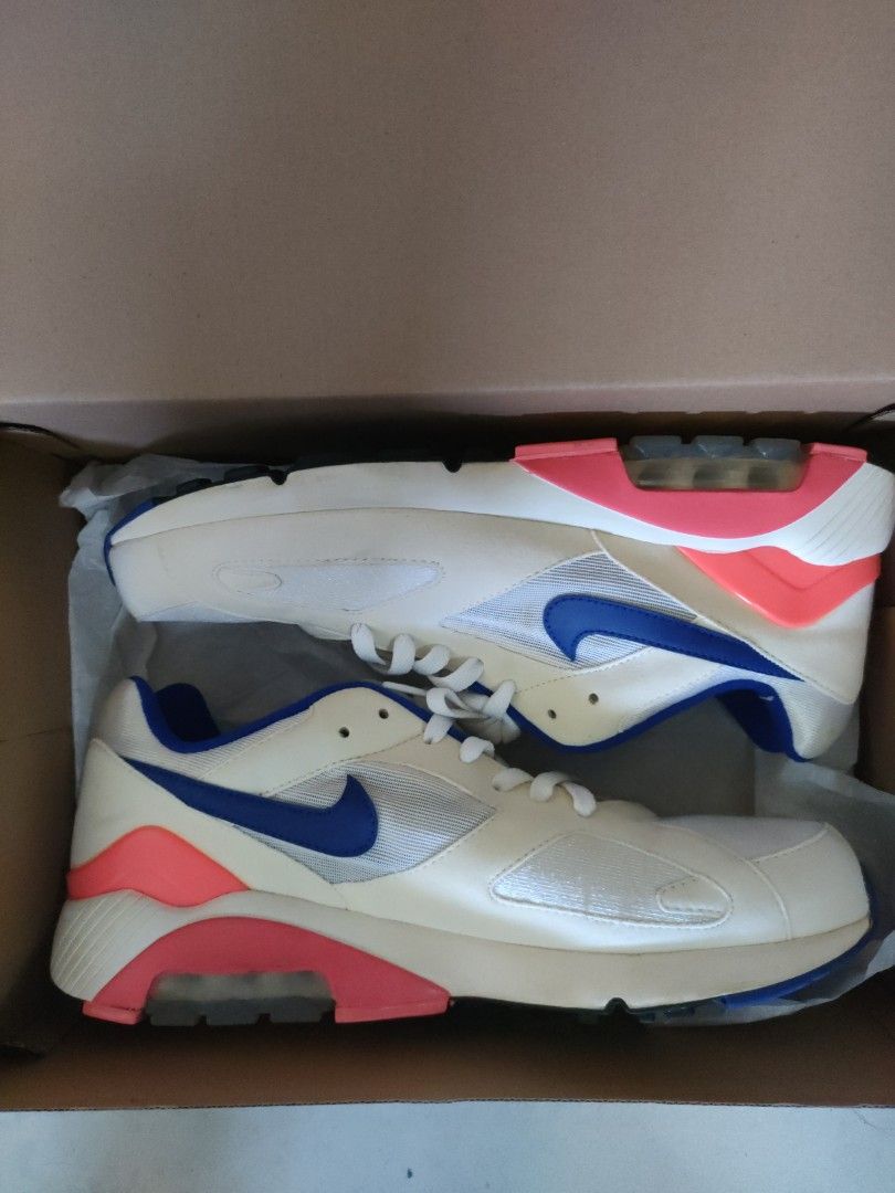 Nike 180 store