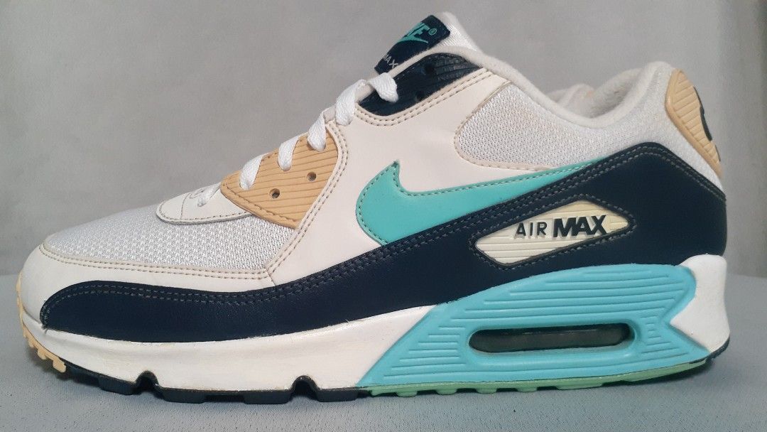 Air max 90 essential aurora discount