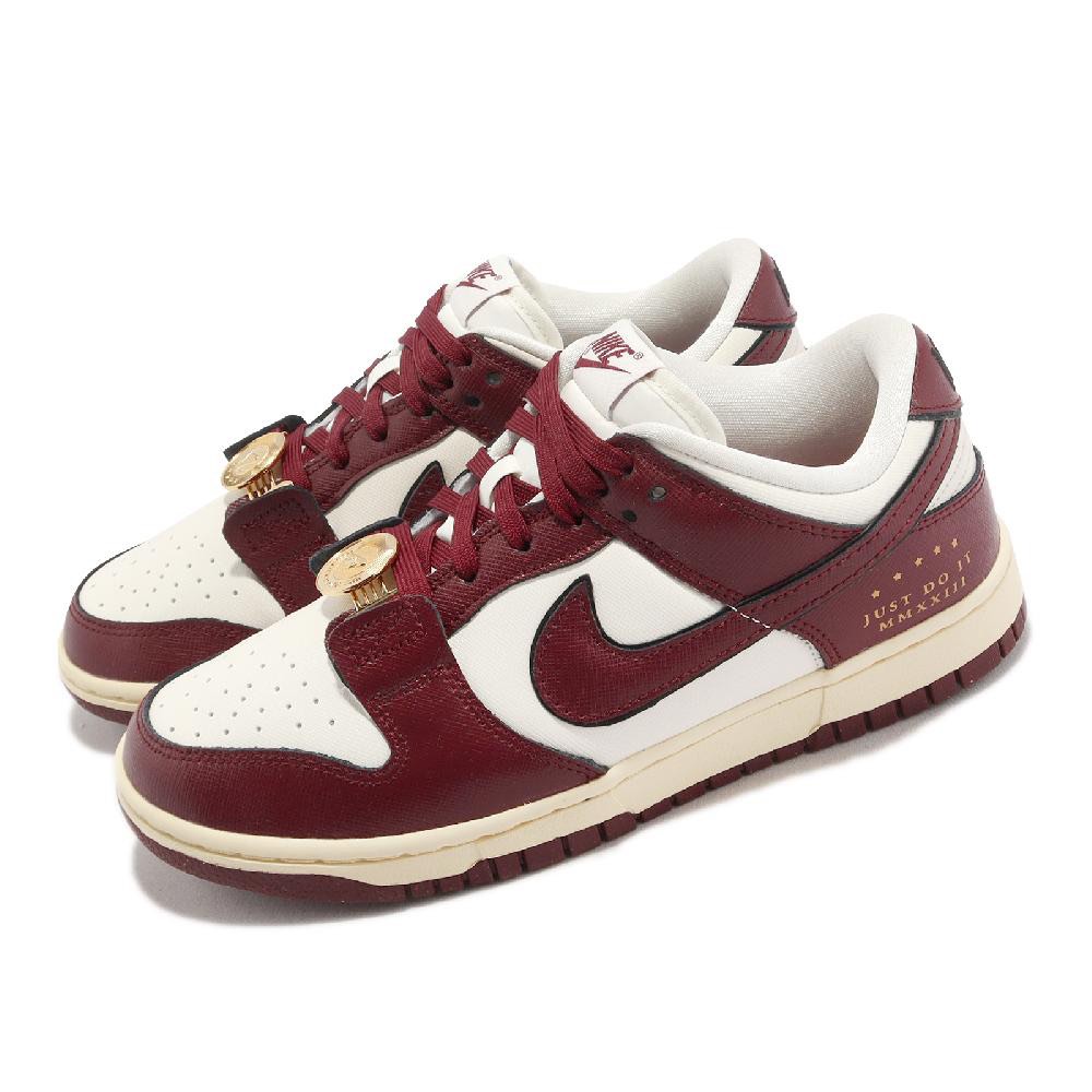 NIKE DUNK LOW 酒紅金幣鞋扣24cm, 她的時尚, 鞋, 運動鞋在旋轉拍賣