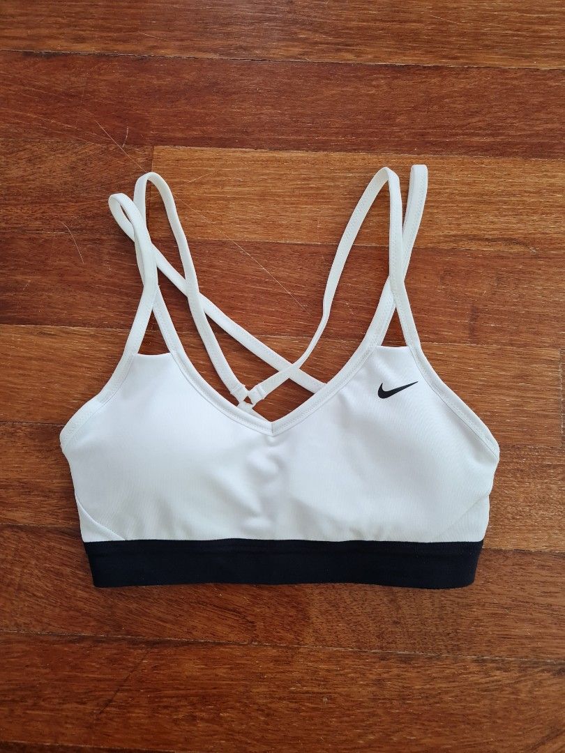 Nike 2025 triangle bra