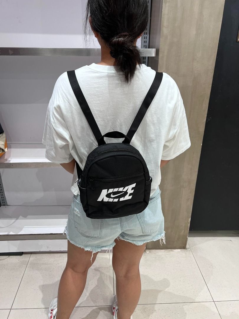 Nike Sportswear Futura 365 Mini Backpack (6L)