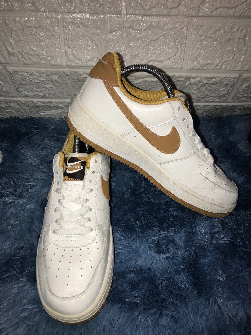 Nike swoosh (Category: Sneakers) located in Bacolod City. Submitted by kimberlyre74926 (Listing ID 1229581783, Image 1). Description: Nike swoosh US:8.5 | UK:7.5 | CM:26.5 PM💸PM💸.