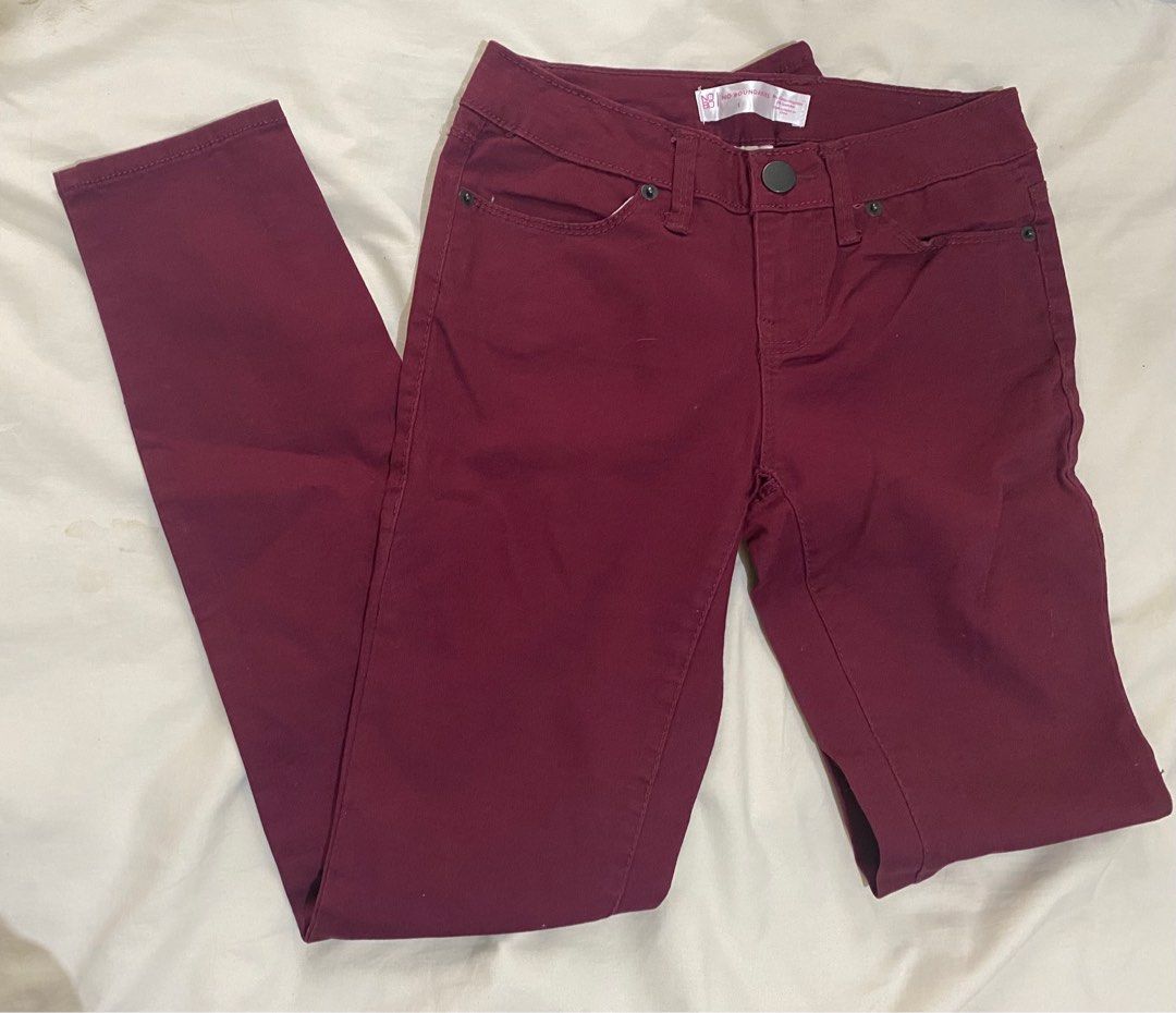 No boundaries jeans, Women's Fashion, Bottoms, Jeans on Carousell