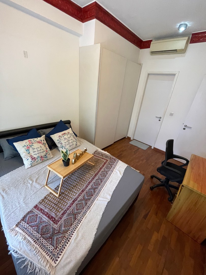 Master bedroom for rent with TV (Northwood Condo) , Property, Rentals