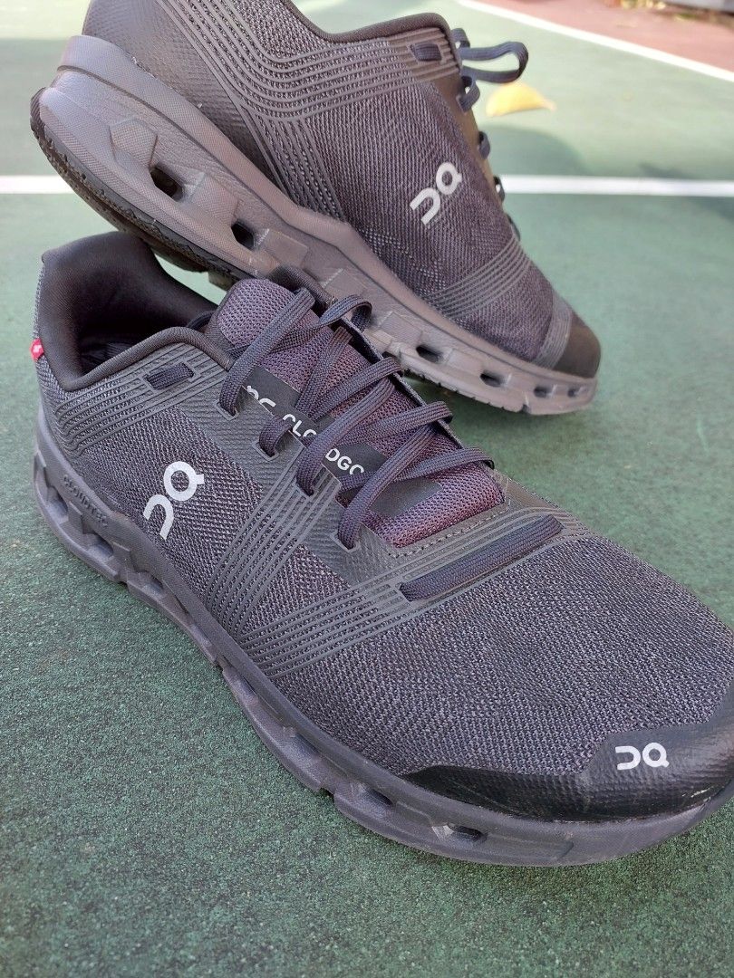 ON CloudTec running shoes, Men's Fashion, Footwear, Sneakers on Carousell