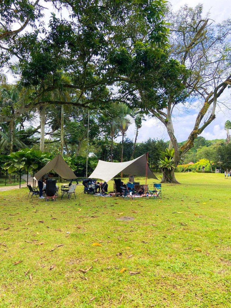 Picnic rental Flysheet rental Tent Rental, Sports Equipment, Hiking & Camping on Carousell