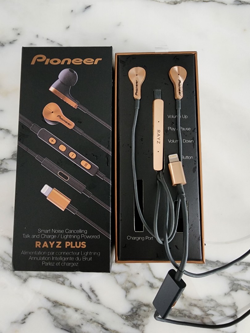 Pioneer RAYZ PLUS - イヤホン