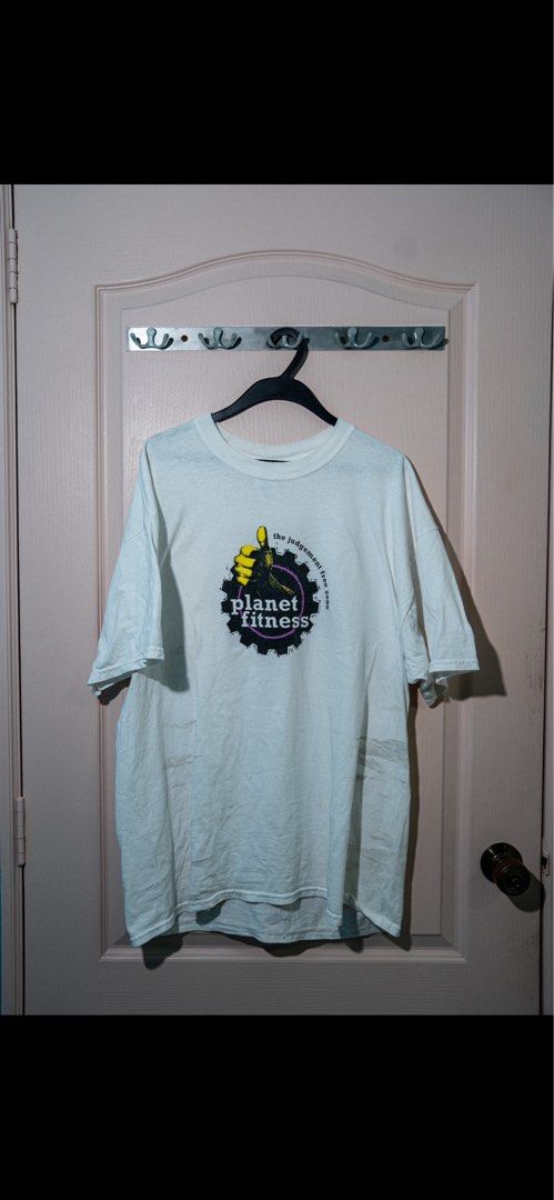 Planet fitness t shirt 2025
