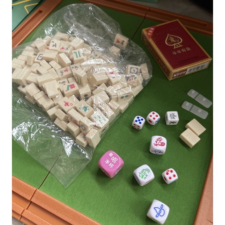 Portable Mini Mahjong & 6 in 1 set with mini foldable table, Hobbies ...