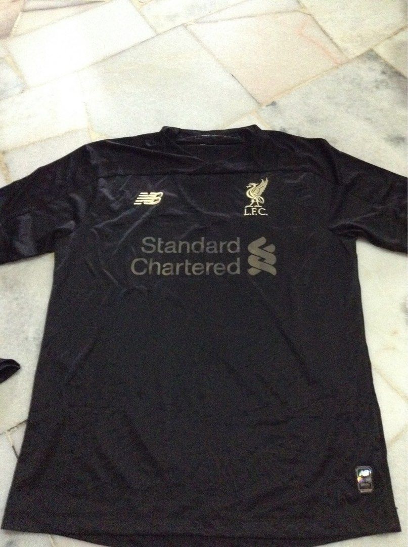 New balance hotsell liverpool sweater