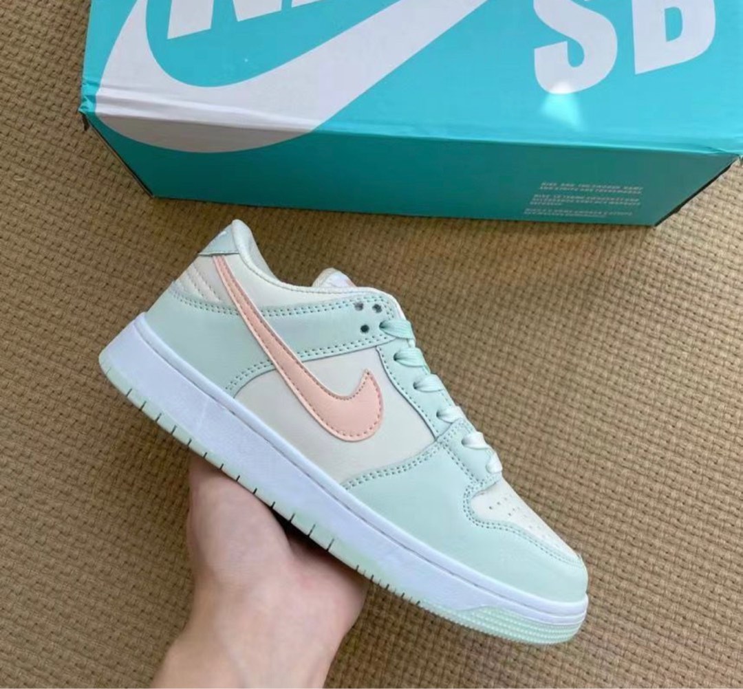 sb dunk low mint green