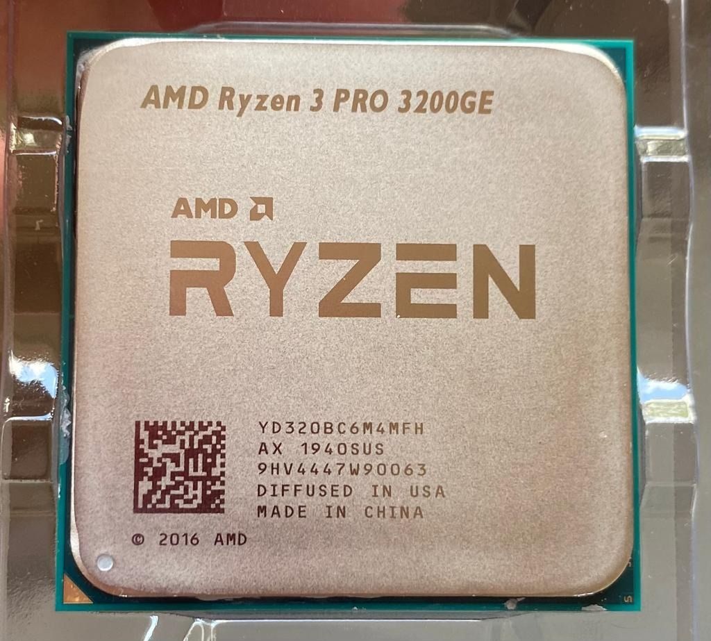 Quad 4 Core 4C 4T AMD Ryzen 3 PRO R3 3200GE up to 3.8GHz TPD 35W AM4 4K Radeon Vega 8 Core 1200 MHz