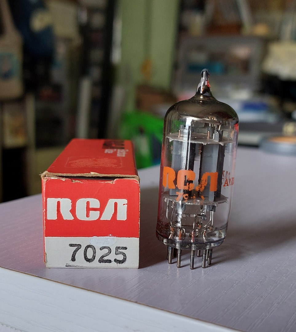 RCA 7025/12ax7 一支原盒, 音響器材, 其他音響配件及設備- Carousell