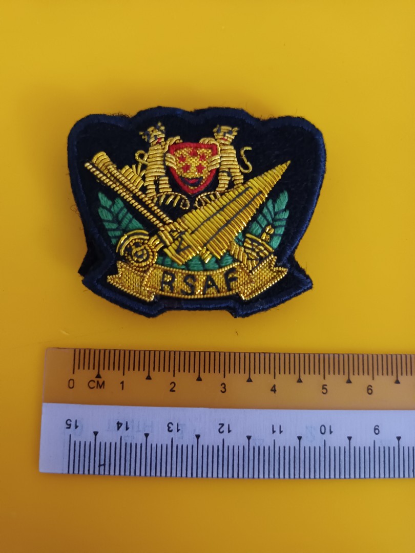 RSAF Air Defence Badge - Vintage, Hobbies & Toys, Memorabilia ...
