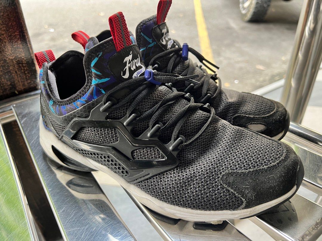 Reebok store sale outlet