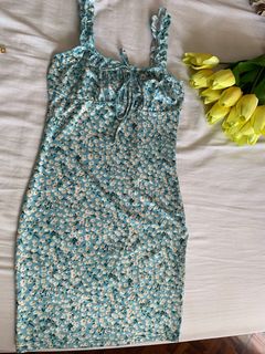 (Category: ) located in . Submitted by modelrunway (Listing ID 1229464025, Image 1). Description: .